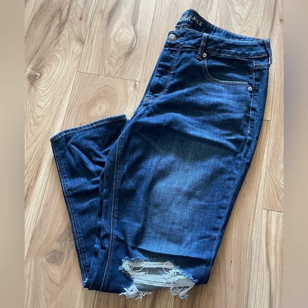 American Eagle Loose-Fit Jeans